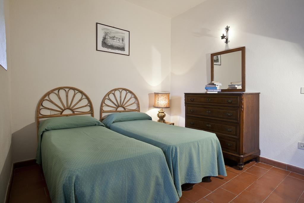 Agriturismo Il Torrione Lecchi Kamer foto