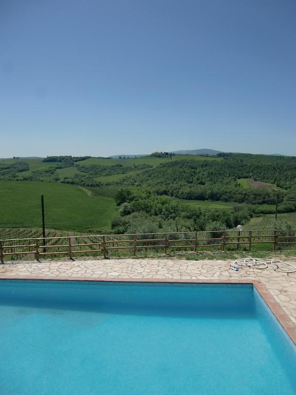 Agriturismo Il Torrione Lecchi Buitenkant foto